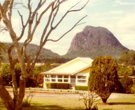 Vuoria - Glasshouse Mountains. Kuvan otti Pivi Malo